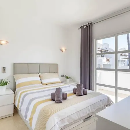 Stylish One Bed At Matchroom Country Club Appartement