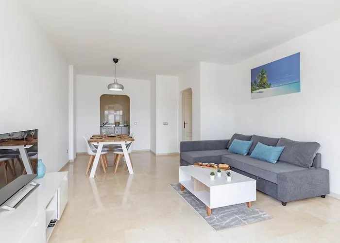 Stylish One Bed At Matchroom Country Club *